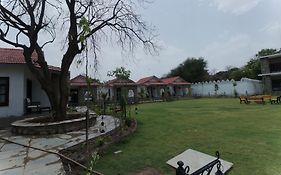 Keshav Resort